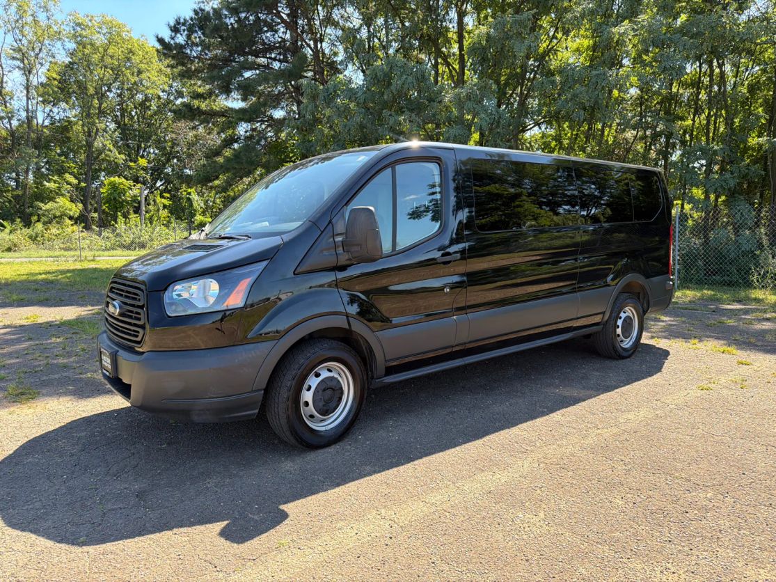 ford transit wagon 2018 1FBZX2ZM1JKB52741 image ford transit wagon 2018 1FBZX2ZM1JKB52741 image